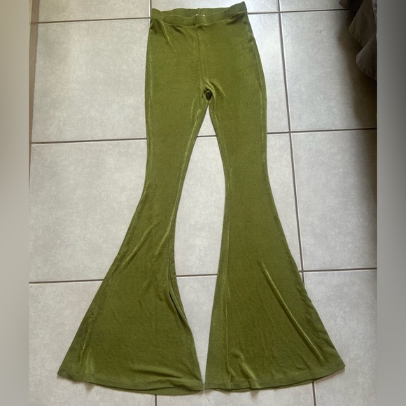 Princess Polly Pants - Princess Polly green boogie pants